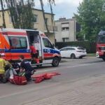 Zderzenie motocyklisty z samochodem osobowym na ulicy Reja w Wągrowcu