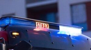 Pożar poddasza w Skokach! Strażacy w akcji na ulicy Parkowej